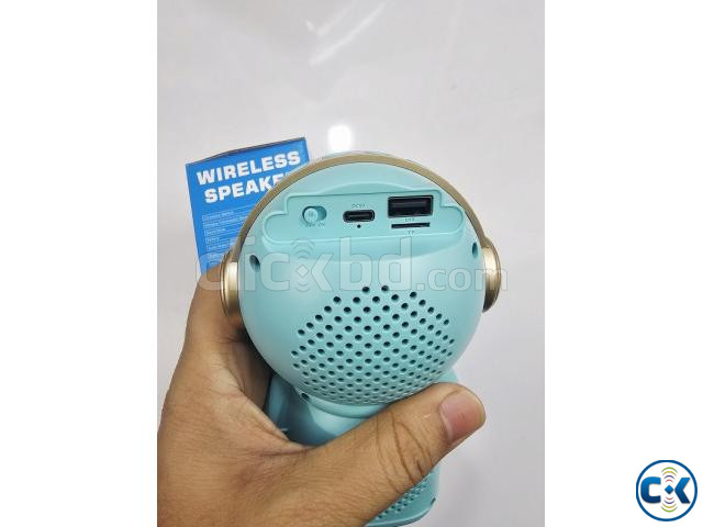 X808 Astronaut Bluetooth Speaker With RGB Light Blue large image 3