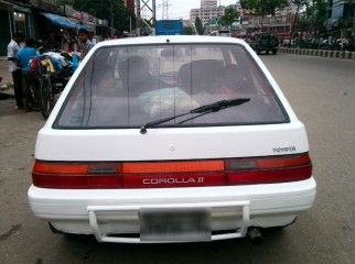 TOYOTA COROLLA 2 ..REG 2001