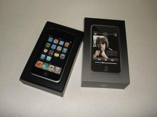 Apple Ipod Touch 1st gen 8gb boxed 