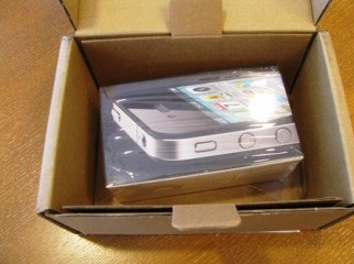 New iPhone 4 32GB