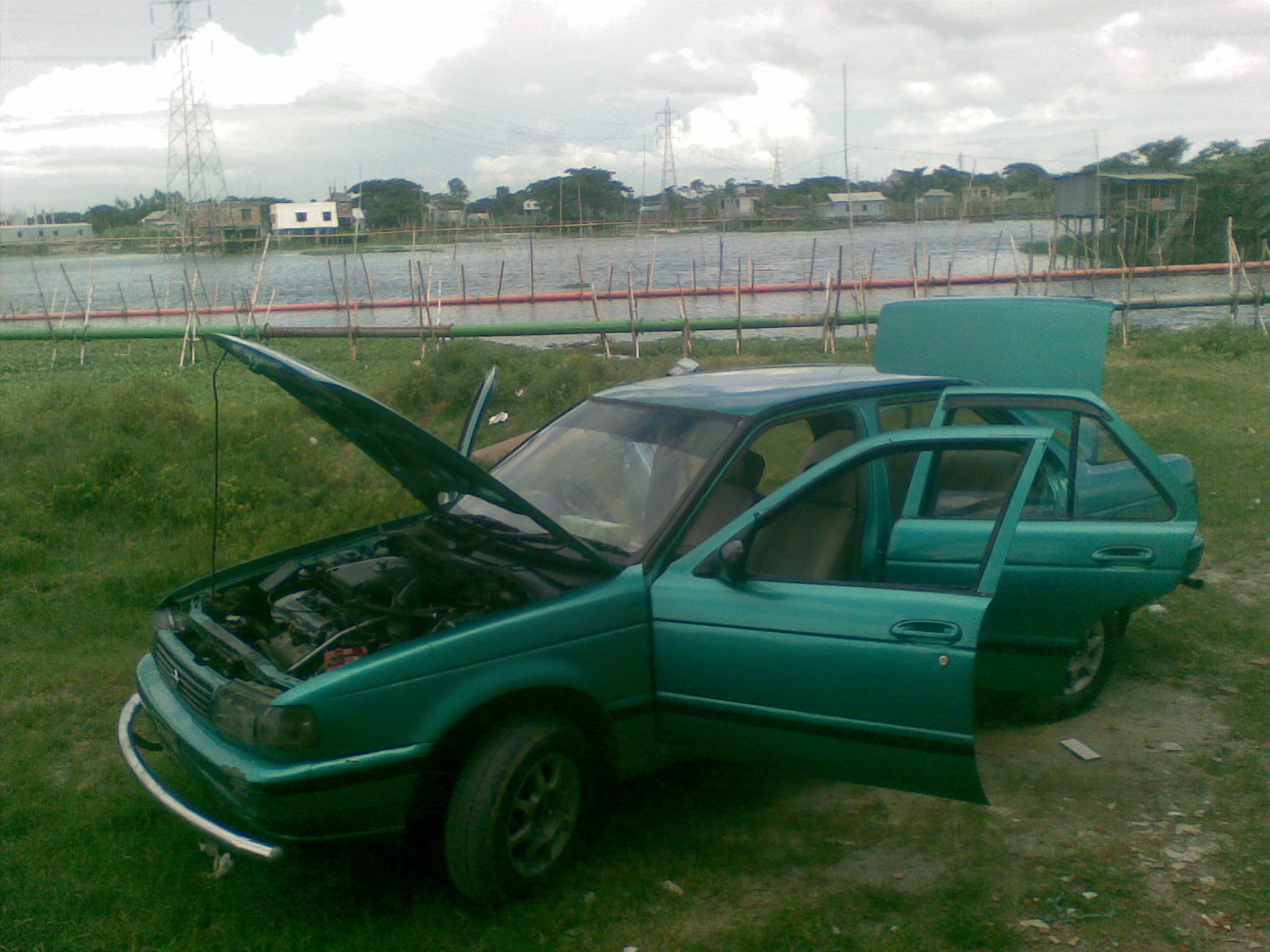 nissan sunny 1993 auto may b this iz 1ly auto 93 large image 2