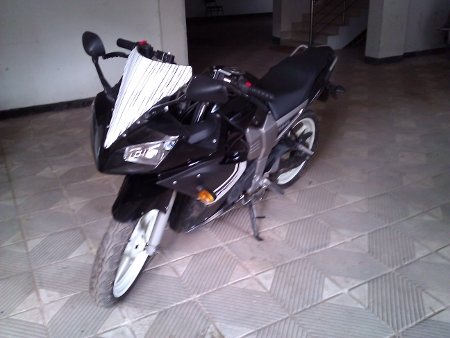 Modified yamaha sports Bike large image 1