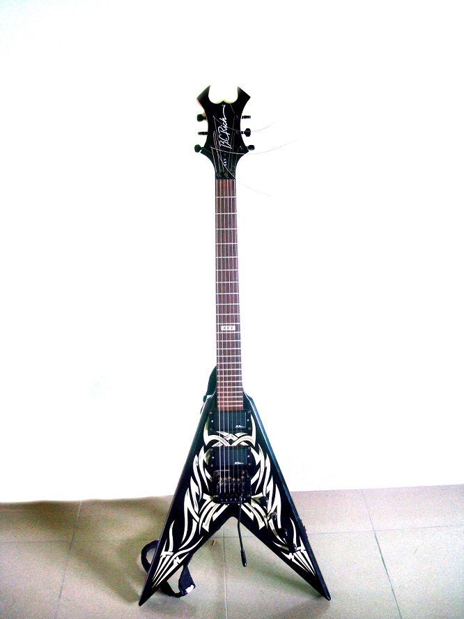 B.C. RICH KERRY KING FLYING V KKV  large image 1