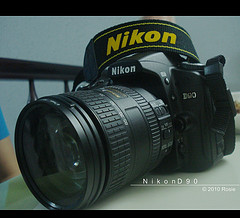 Nikon d90 Nokia E7 large image 1