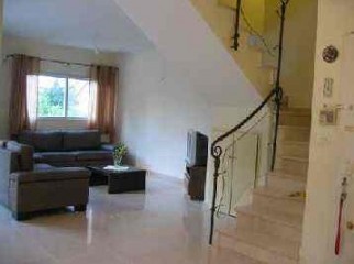 Duplex 3rd 4th flr Apartment Near Khulshi