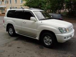 Toyota Lexus Lx470 SUV...4800 cc octane driven.