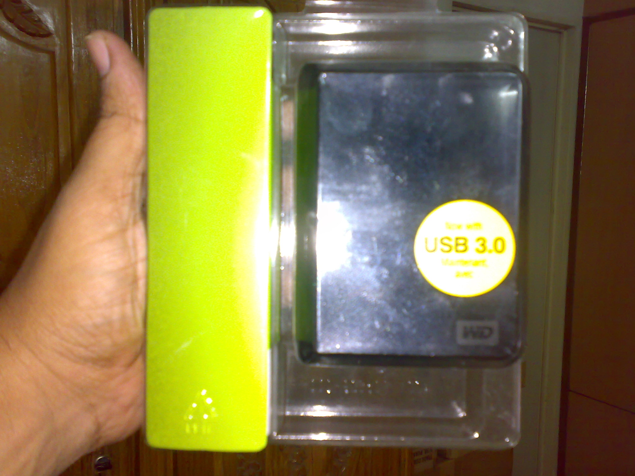 Portable Hard Drive 1TB 1000GB  large image 0