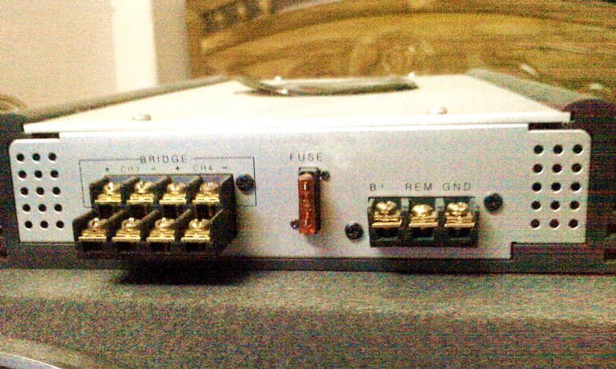 Sub woofer amp large image 0