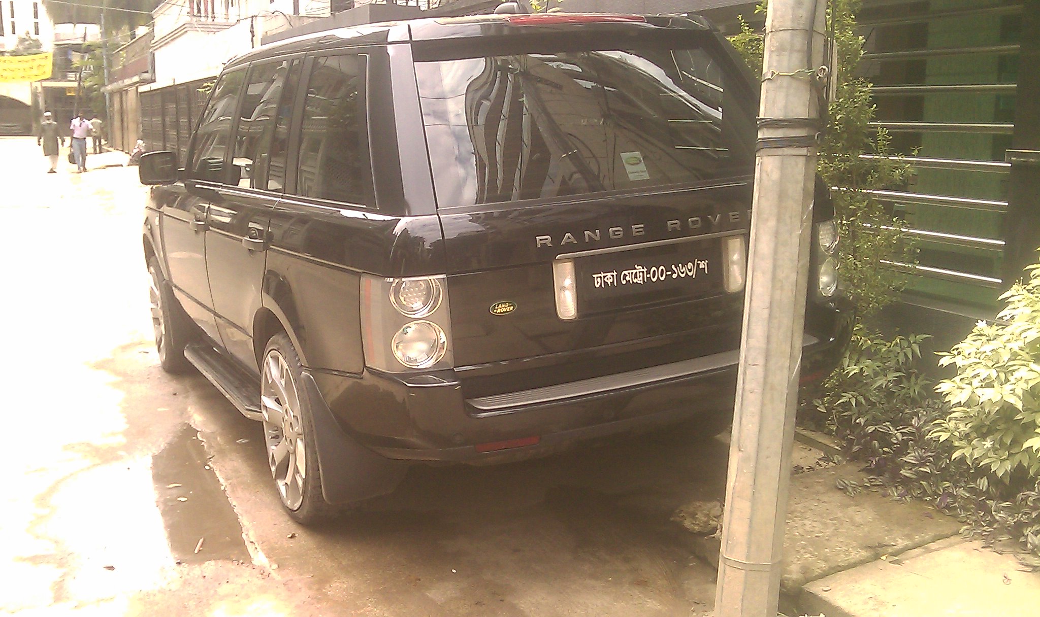 carnet Range Rover Vogue 2006 black Turbo Diesel  large image 0