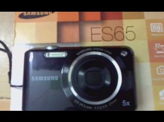 SAMSUNG ES65 ZOOM LENS 2GB Apacer card