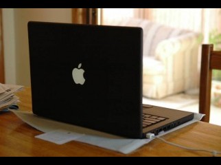 Macbook Core 2 Duo wid 3GB Ram 500 GB HDD