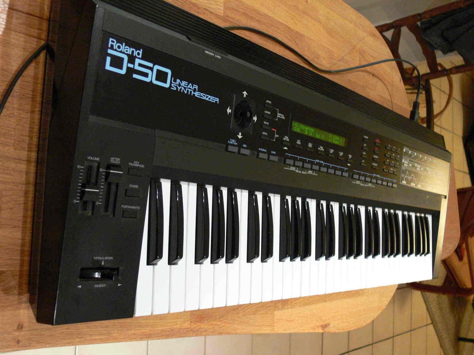 Roland D 50 large image 0