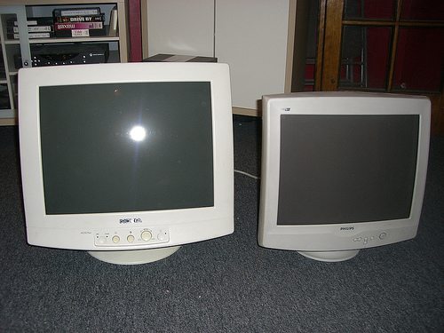 19 PHILIPS MONITOR 109S large image 0