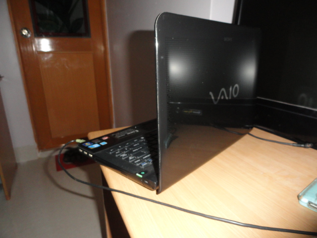 SONY VAIO VPCEA15FG B large image 0