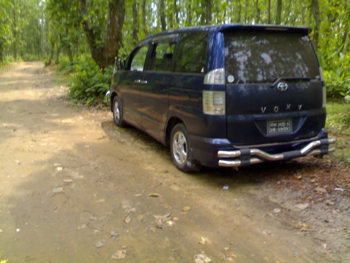 2005 VOXY 2008 REGISTRATION ROYAL BLUE - READY FOR SALE large image 1