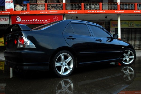 2002 Toyota Lexus IS200 Altezza 2004 Reg - Dhaka large image 2