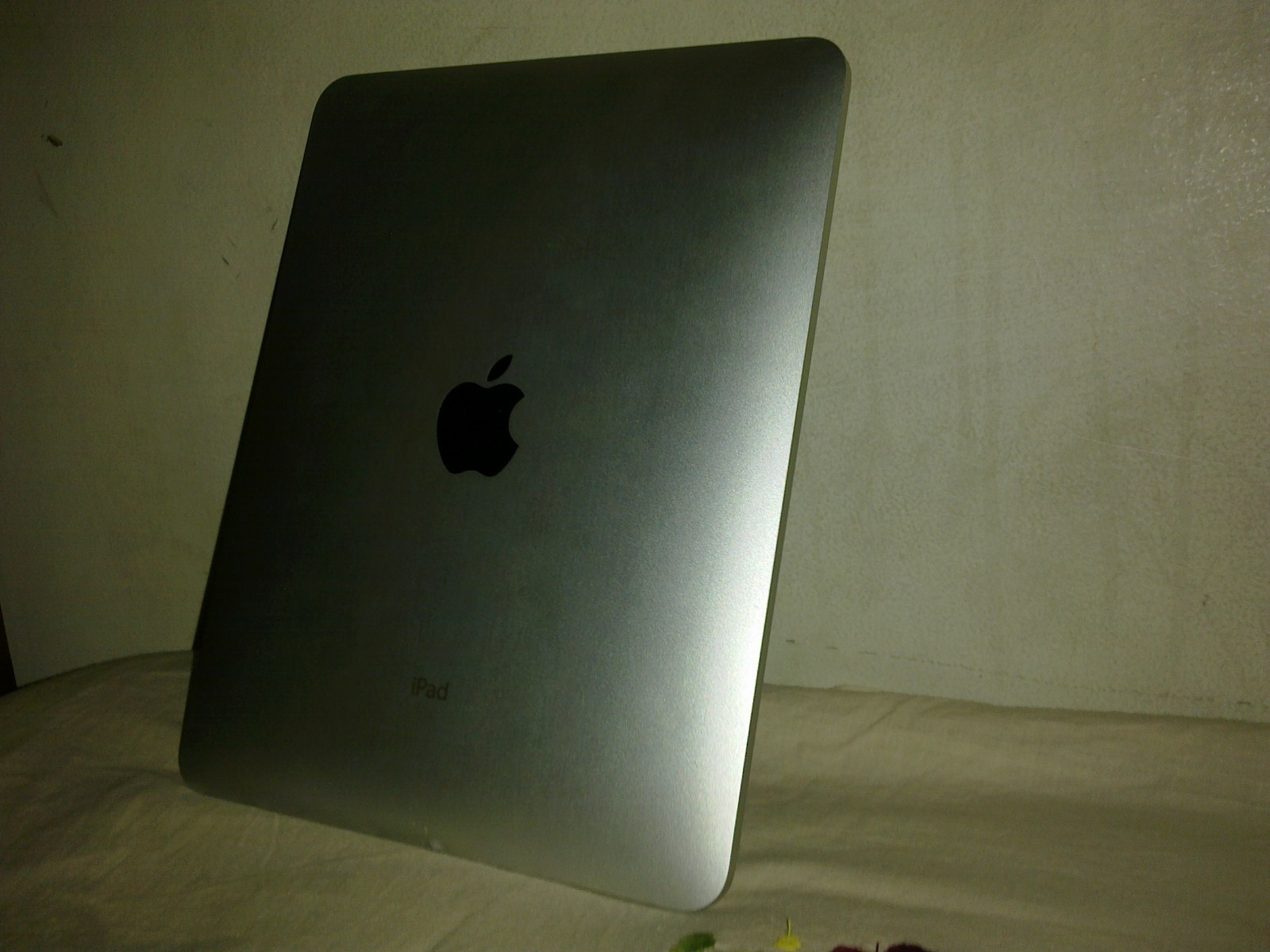 APPLE i pad 16 GB generation1  large image 0