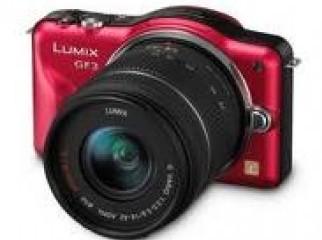 Panasonic Lumix DMC-GF3 DSLR Camera