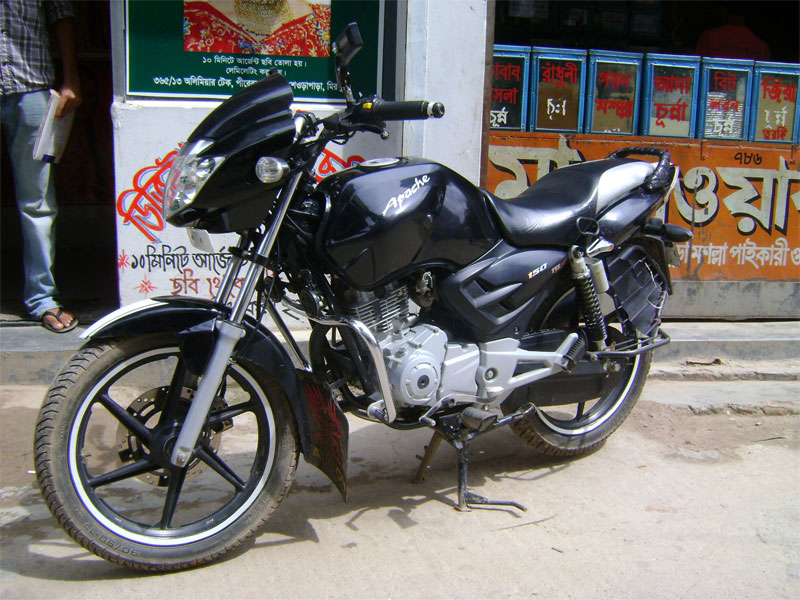 TVS Apache digital black large image 0