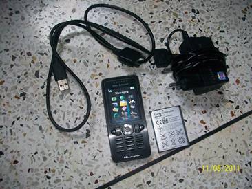 sony ericsson w302 large image 0