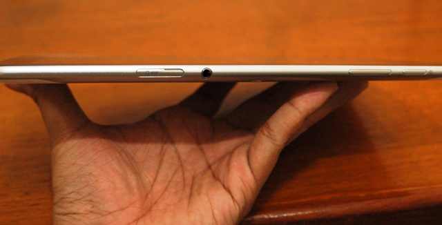 Samsung Galaxy Tab 10.1 GT-P7500 large image 1