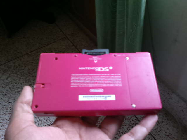 Nintendo DSi WiFi Dual Camera. Free 2 GB SD Card large image 0