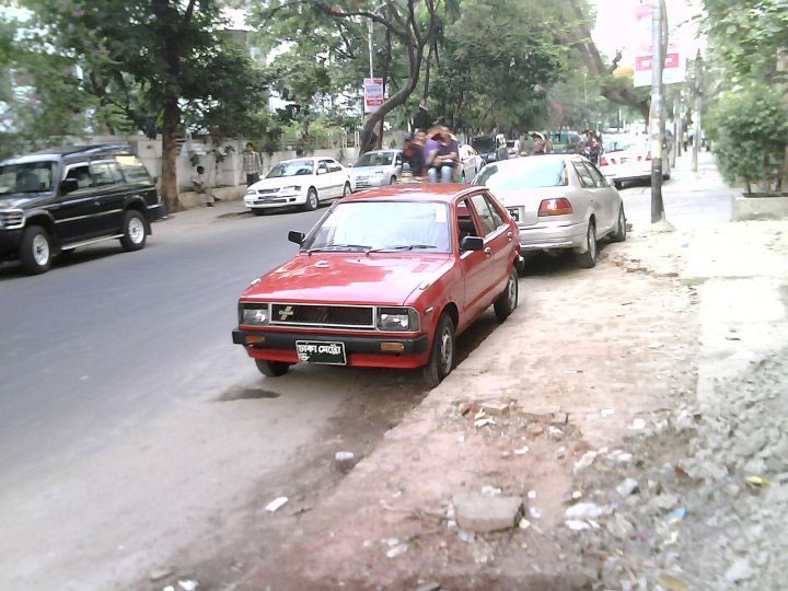 Daihatsu Charade G10 In showroom Condition. large image 1