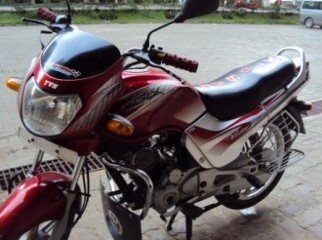 TVS Victor GLX 125