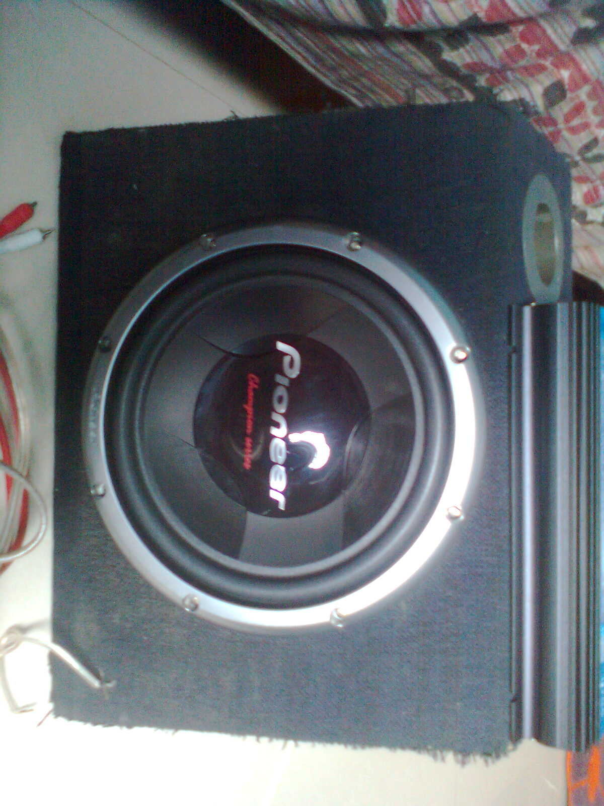  Car s subwoofer amplifer and wires large image 0