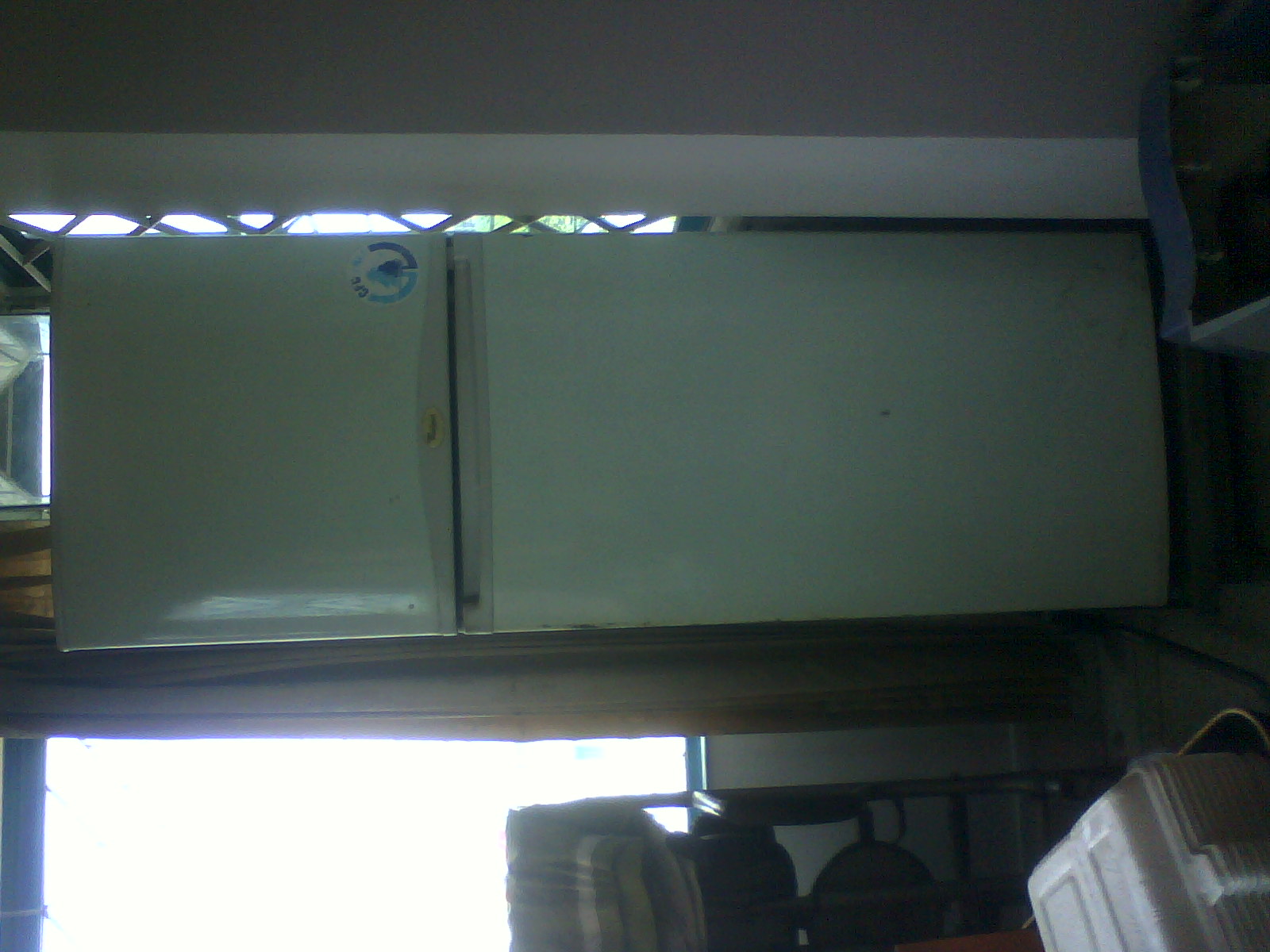 14 cu.ft. Whirlpool Top-Freezer Refrigerator 01550157391 large image 0