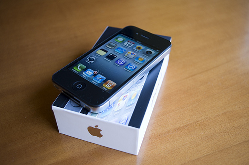 APPLE IPHONE 4S 32GB APPLE IPHONE 4G 32GB IPAD 2 64GB large image 0