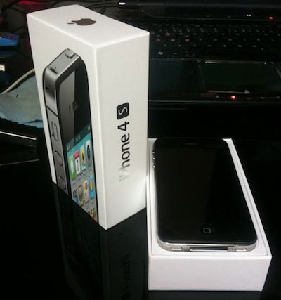 Apple Iphone 4S for any GSM Carrier FACTORY UNLOCKED large image 1