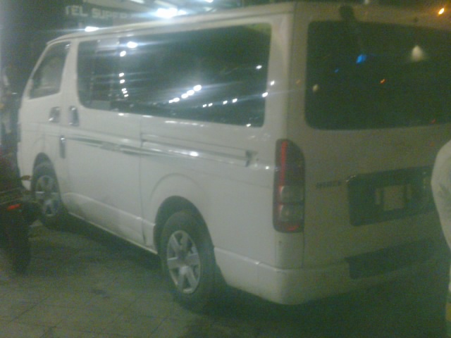 2005 Model Diesel Pearl SuperGl Dual AC Hiace...4 Door Nick large image 0
