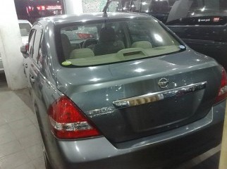 Nissan Tida Latio 2006 model grey color