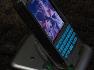 SonyEricsson P990i SmartPhone 