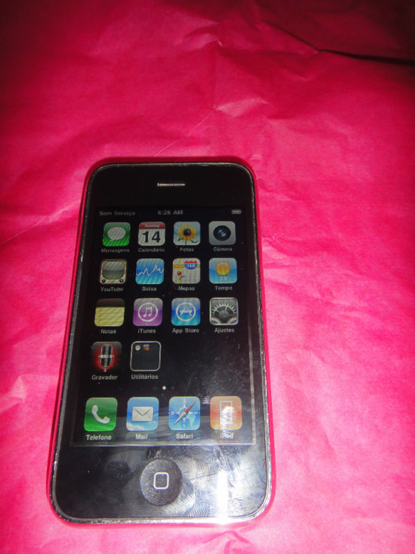 iphone 3g 8gb with charger headphone datacable 2pic cover large image 0