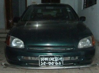 TOYOTA STARLET 1999