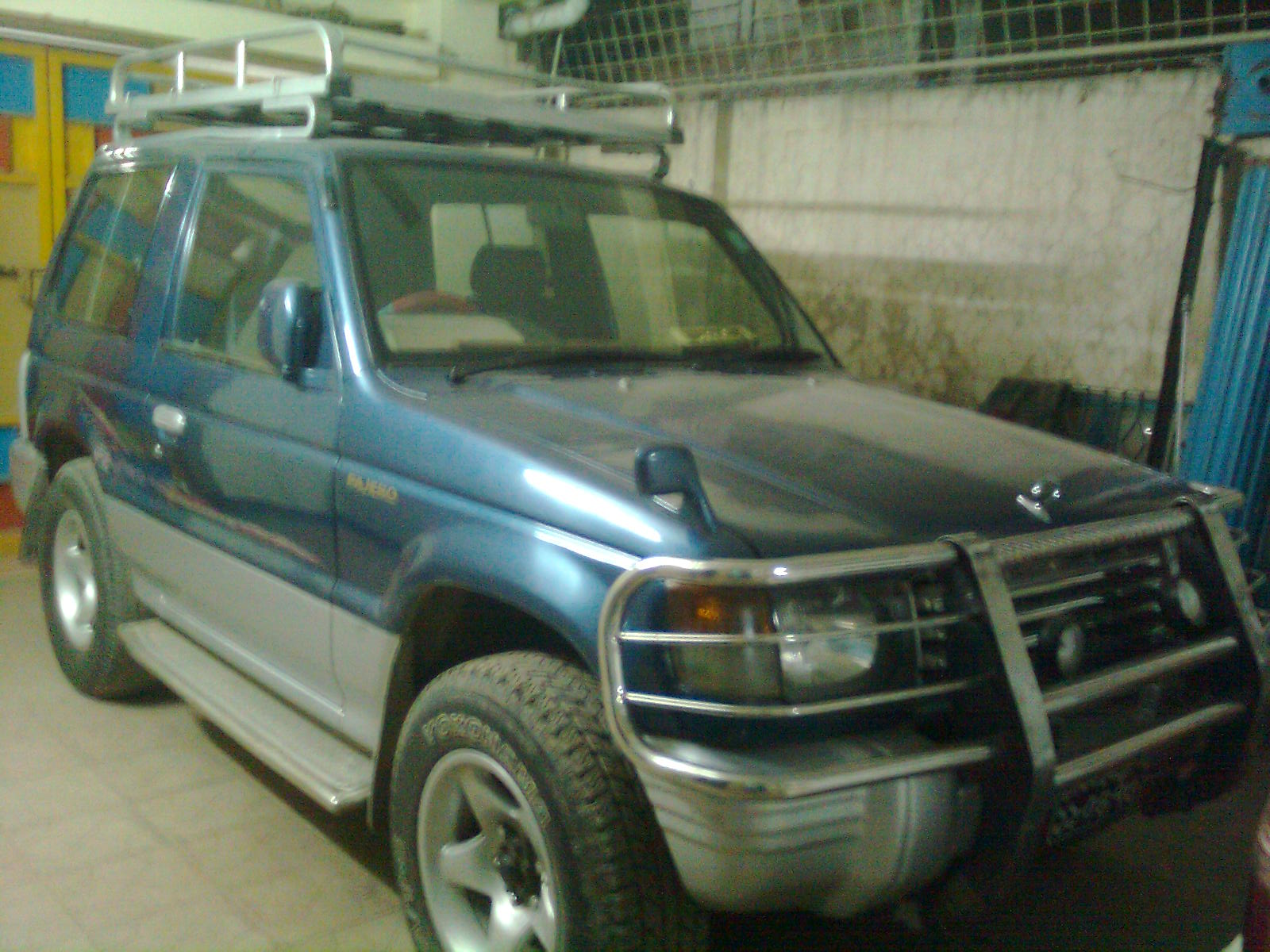 Mitsubishi pajero mini 3 doors limited edition large image 1