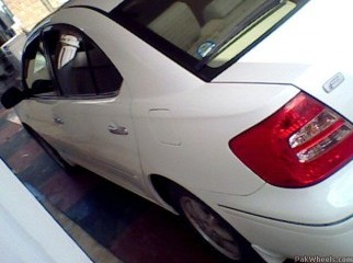 TOYOTA PREMIO 2005 2009