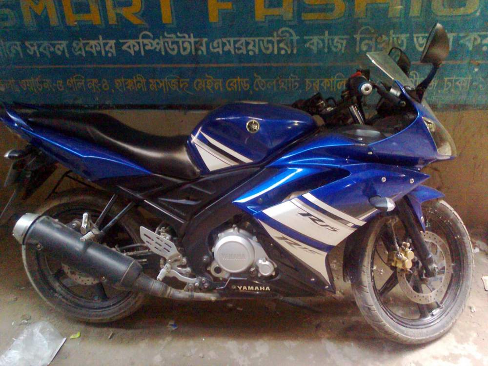 YAMAHA R15 large image 0