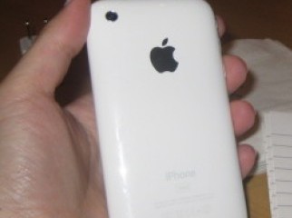iPhone 3GS 16GB White with all original accessories
