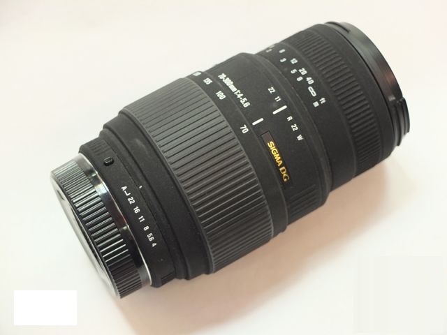 Sigma 70-300mm f4-5.6 DG Macro large image 0