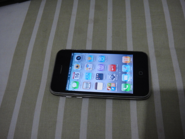 iPhone 3Gs 16GB large image 2