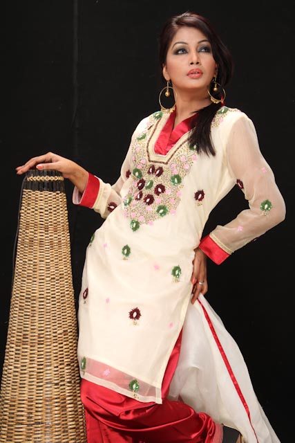 Exclusive Salwer Kameez large image 0