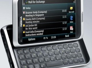 Nokia E7 3 month used