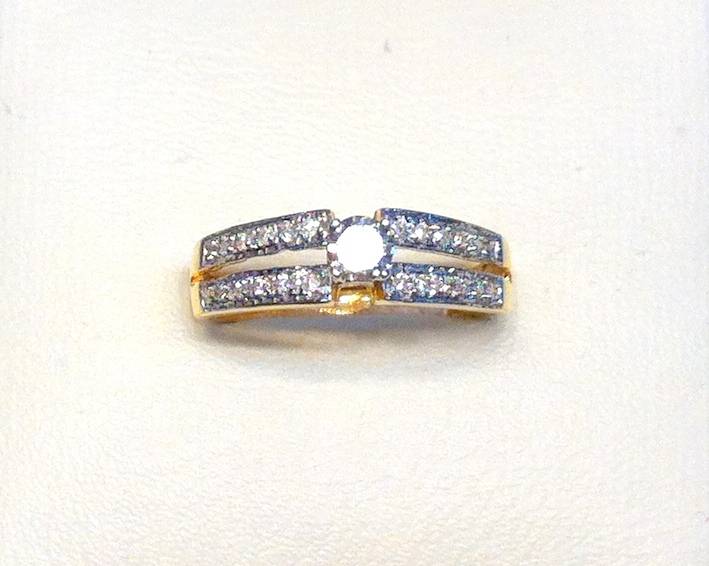 EXCLUSSIVE DESIGNERS LADIES DIAMOND RING large image 0