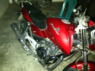 Bajaj pulsar 150 dtsi red color showroom condition