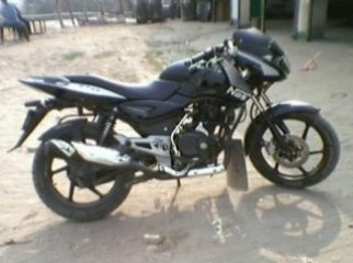 bajaj pulser 200 fresh condition legal paper urgent sell