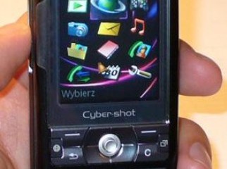 Sony Ericsson K800i 3.2 Megapixel Camera 