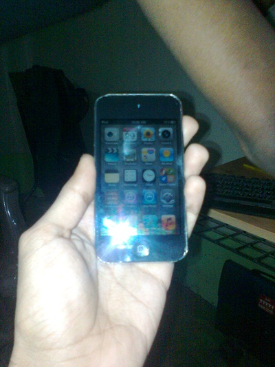 Apple Ipod 4g 64gb sell urgent need money b4 valantine large image 0